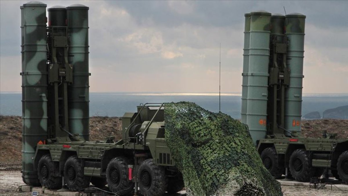 Robert Menendez, S-400 ler üzerinden Türkiye yi hedef aldı #1