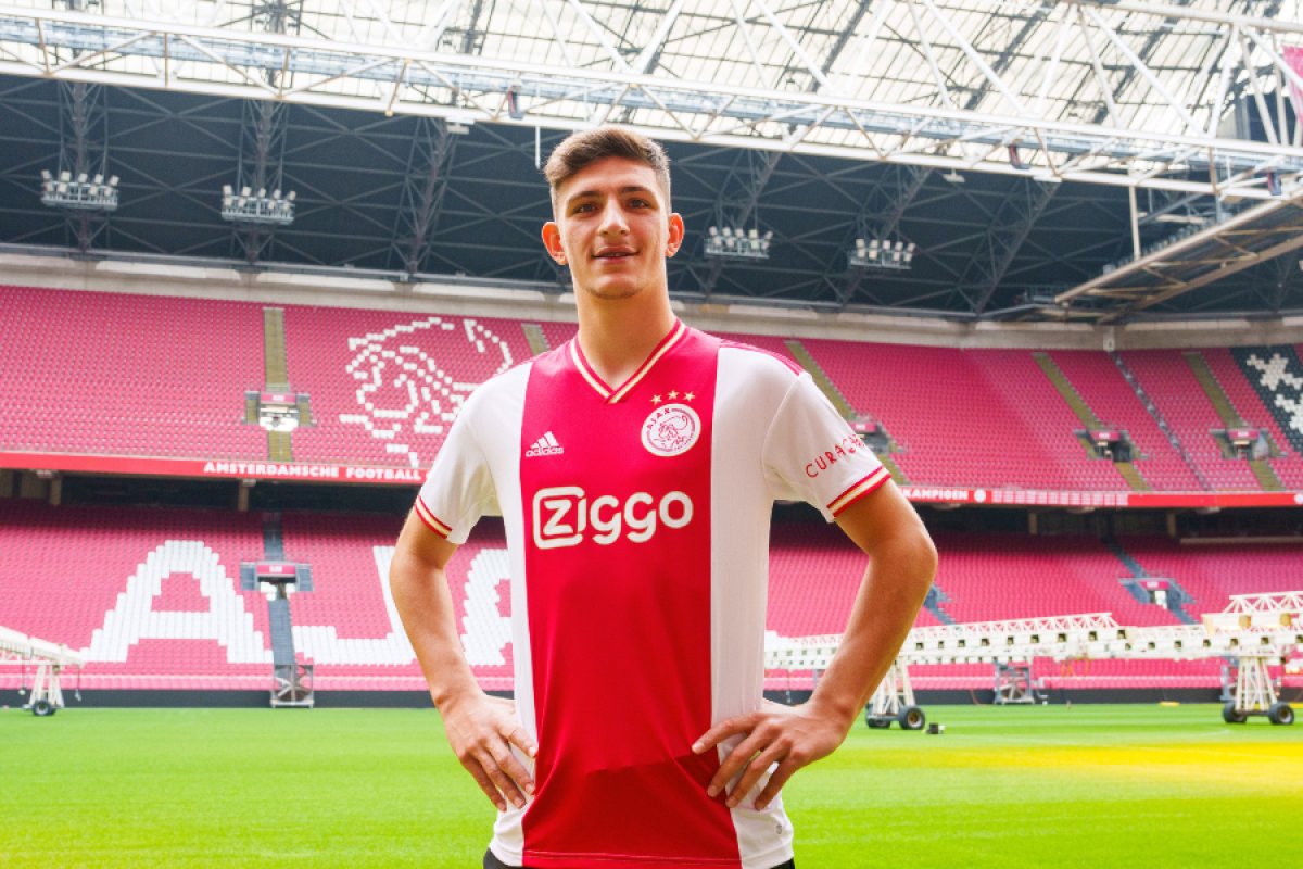 Ahmetcan Kaplan resmen Ajax ta #1