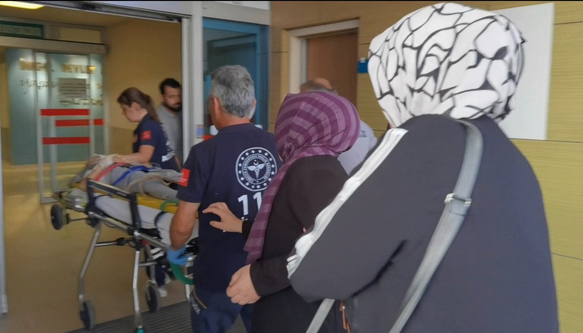 Bursa’da, çalıştığı hastaneye getirilen çocuğunu görünce fenalaştı  #4