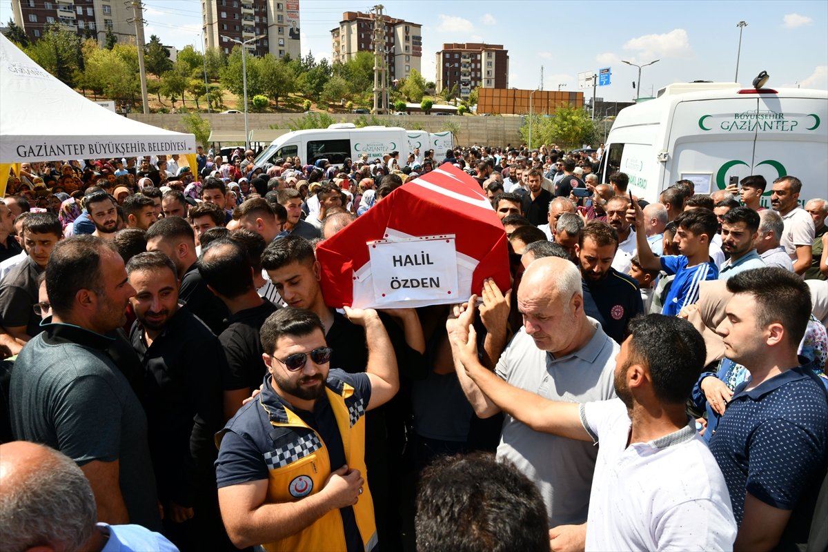 Gaziantep teki trafik kazasında ölen muhabir ve sağlıkçılar için tören düzenlendi #7