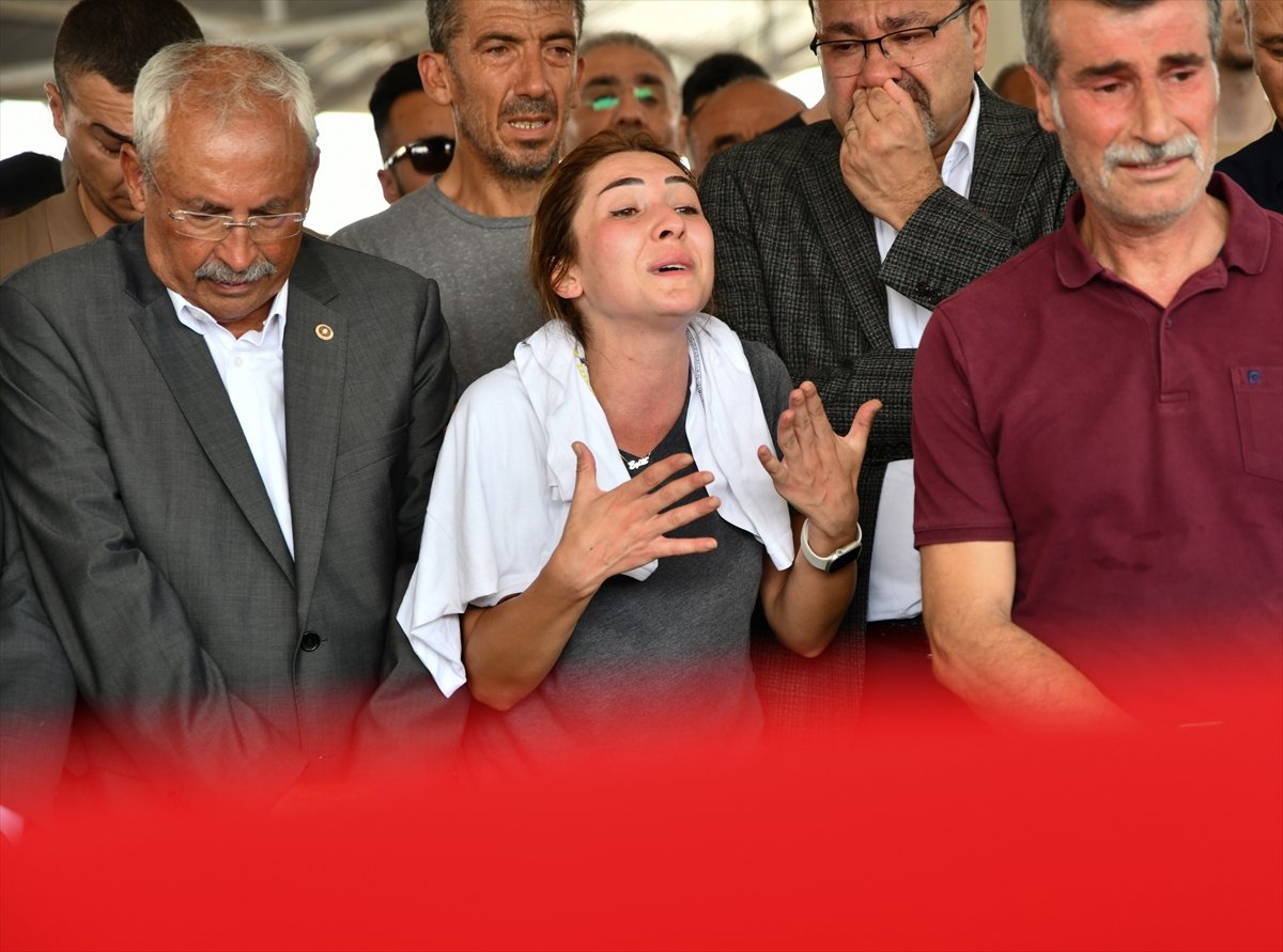 Gaziantep teki kazada hayatını kaybedenler son yolculuğuna uğurlandı #38