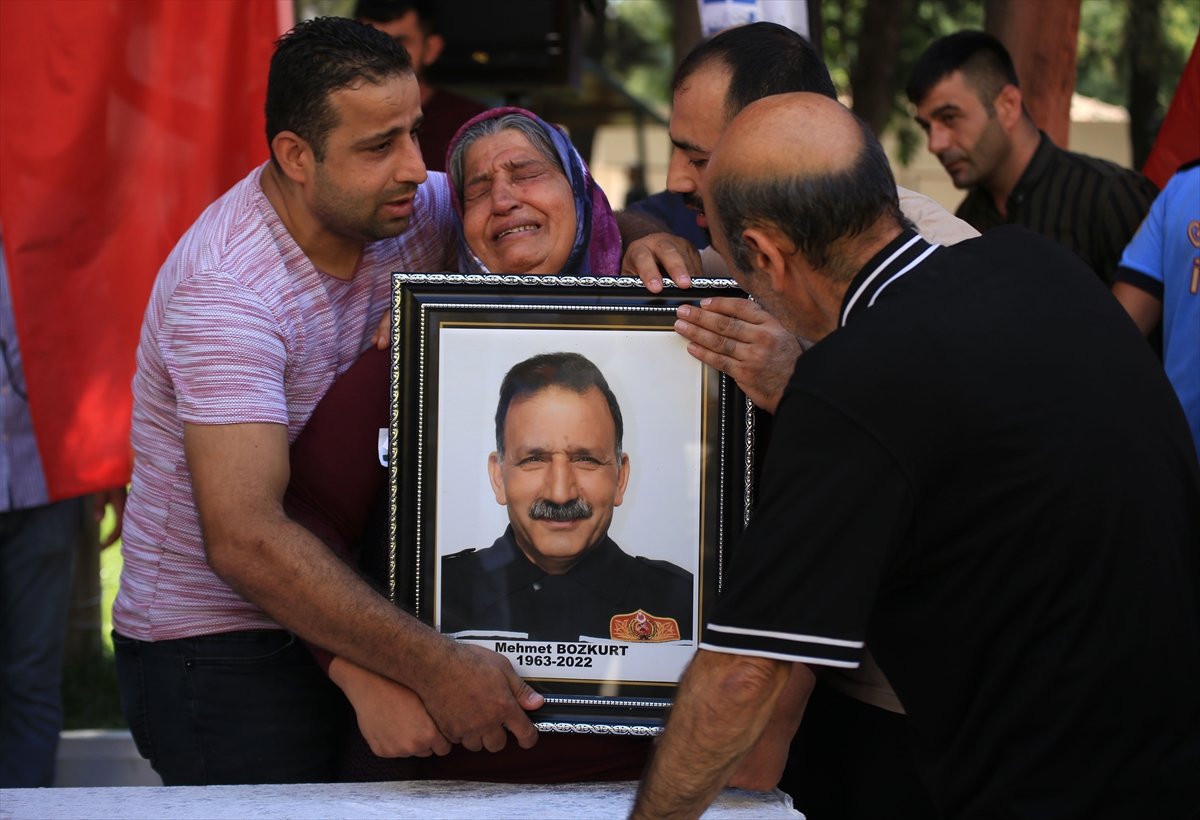 Gaziantep teki kazada hayatını kaybedenler son yolculuğuna uğurlandı #13