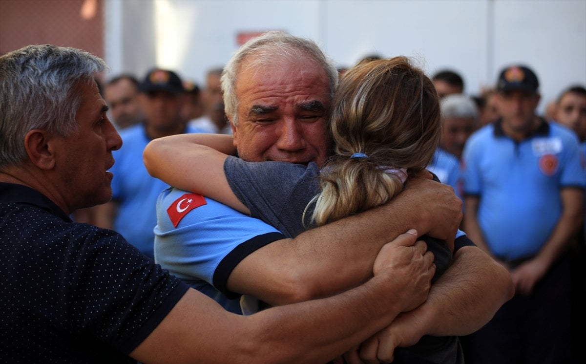 Gaziantep teki kazada hayatını kaybedenler son yolculuğuna uğurlandı #15