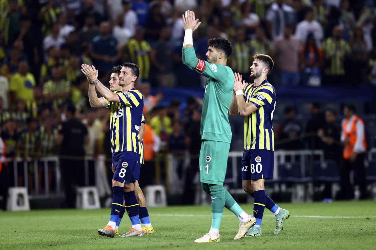 Fenerbahçe UEFA Avrupa Ligi nde gruplara kaldı #9