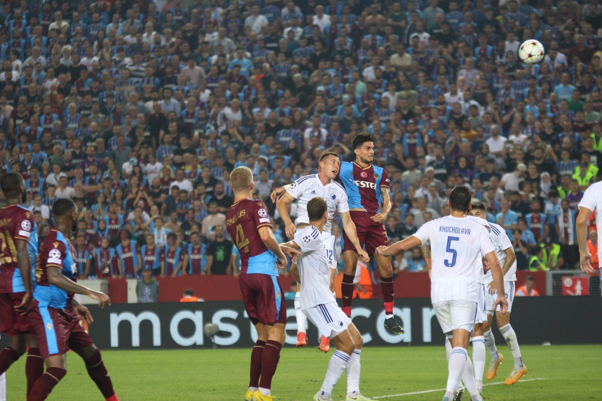 Trabzonspor, UEFA Şampiyonlar Ligi nden elendi #1