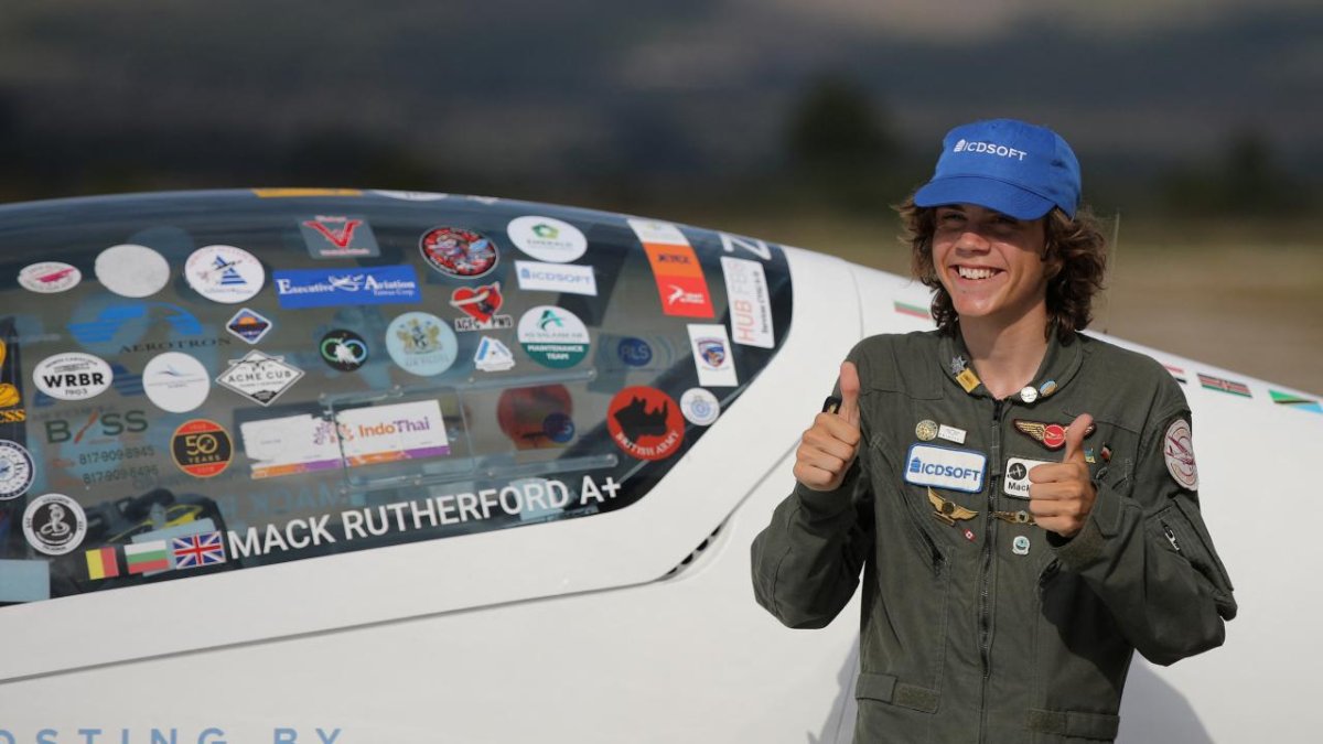17-year-old pilot Mack Rutherford circumnavigated the globe solo #2