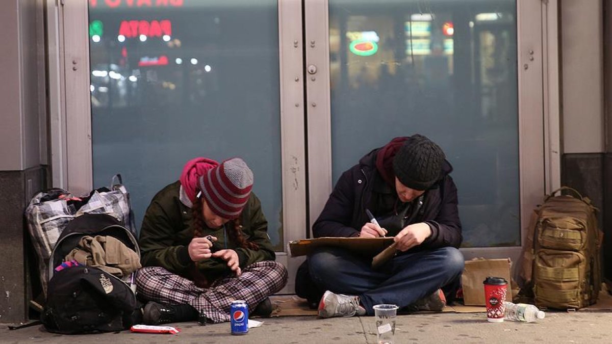 Solution for the homeless in the USA: People living outside will be called #3