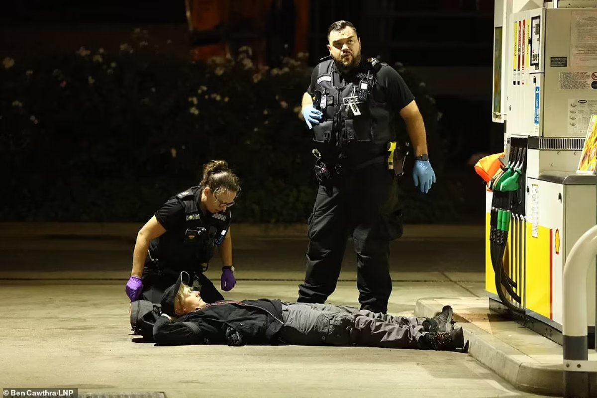 Activists attack gas stations in England #4