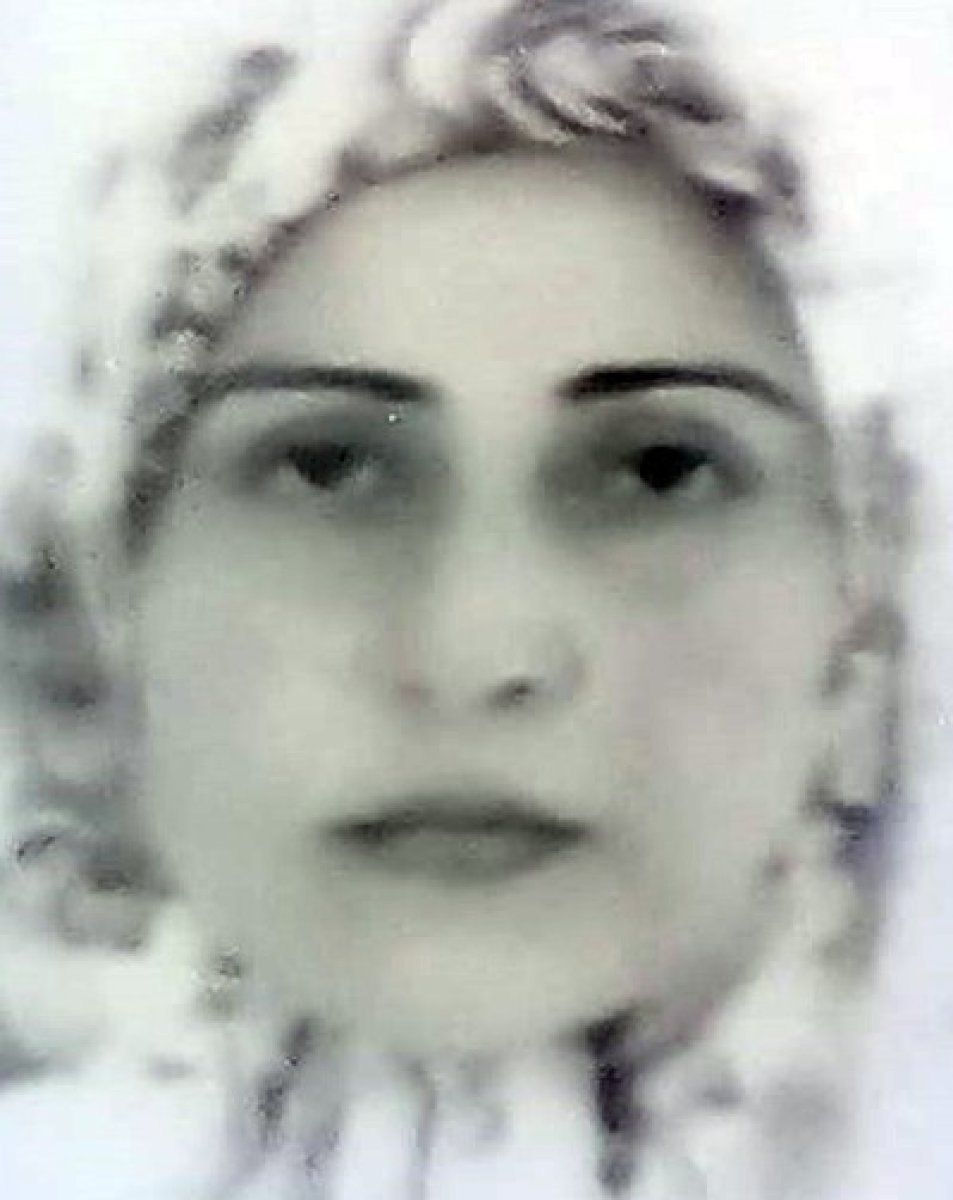 İzmir de oğlu tarafından bıçaklanan hamile kadın, bebeğini kaybetti #1
