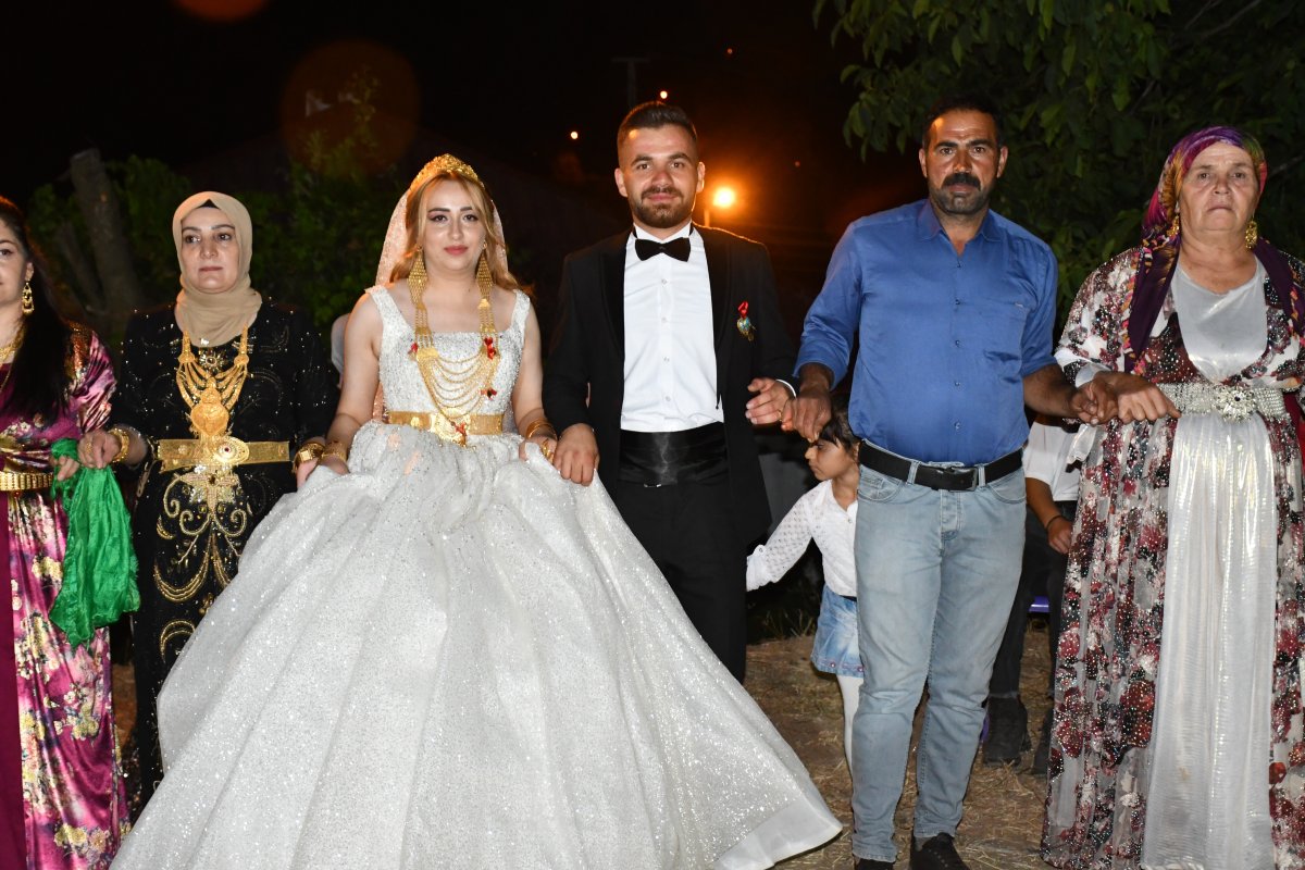 Şırnak ta 100 yıldır damda gelin karşılanıyor #1