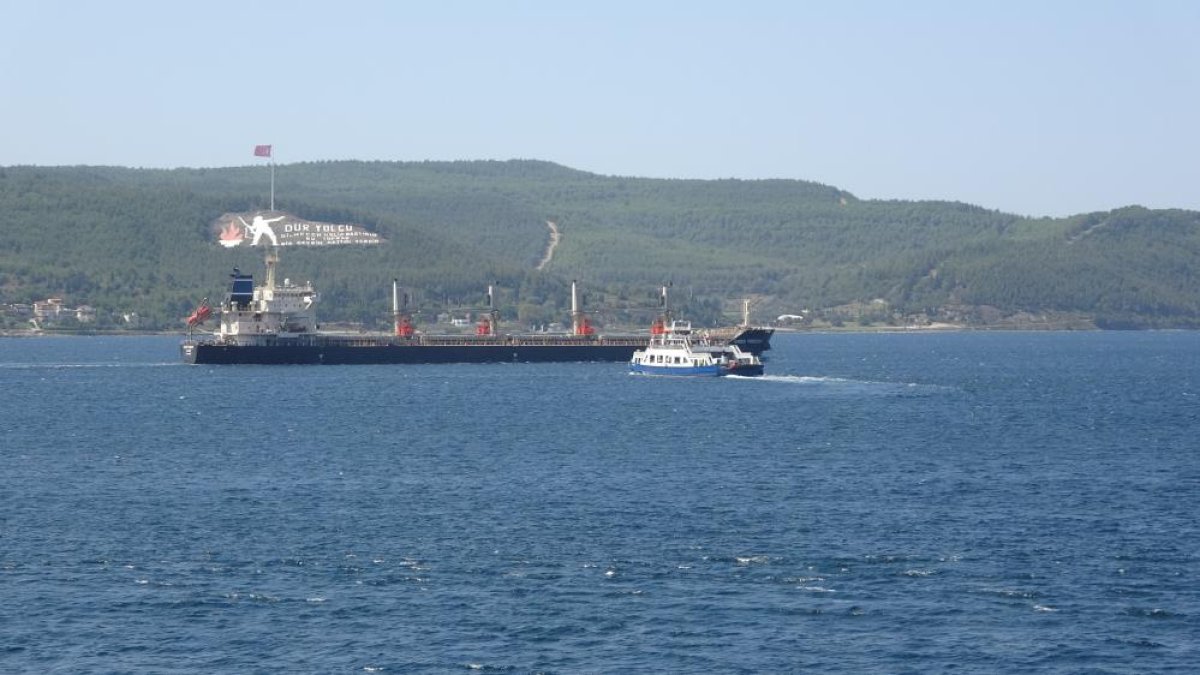 Çanakkale Boğazı ndan 6 ayda 20 bin gemi geçti #2