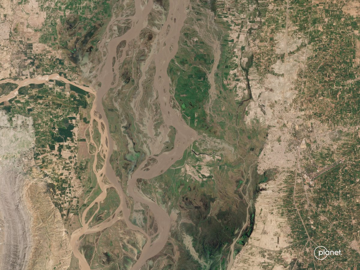 Satellite images showing the extent of the flooding in Pakistan #10