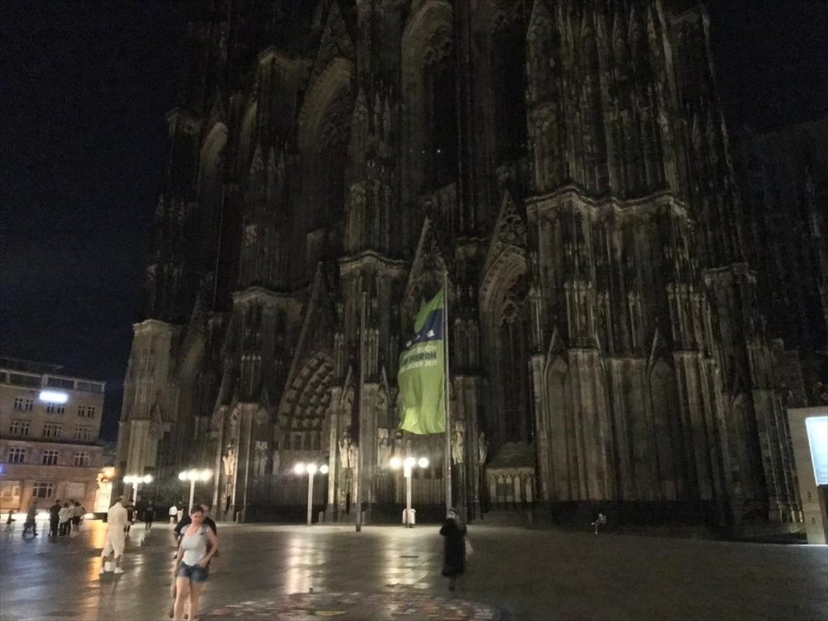 Almanya, enerji tasarrufu amacıyla gece ışıklandırmalarını kapattı #2