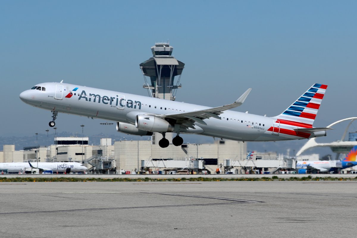 American Airlines, son altı ayda 484 bin valiz kaybetti #1