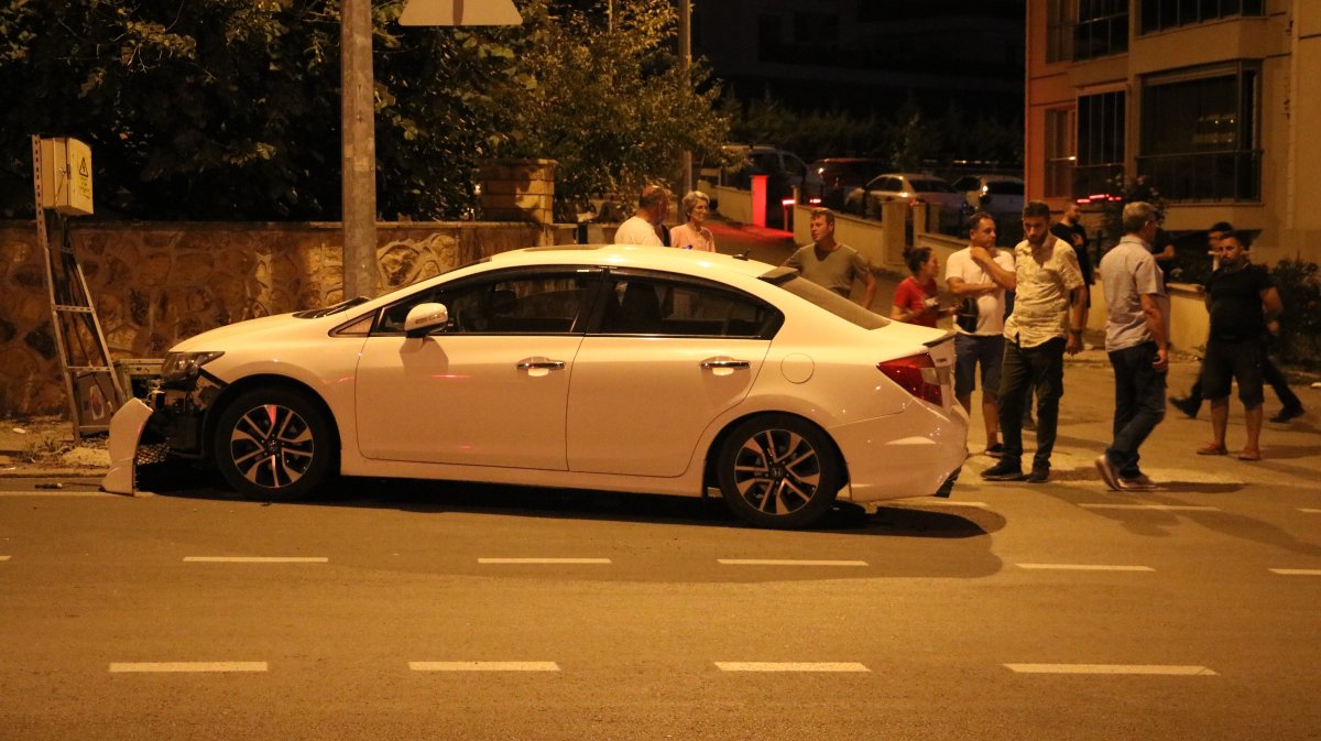 Edirne de alkolü sürücü, mahalleyi elektriksiz bıraktı #2