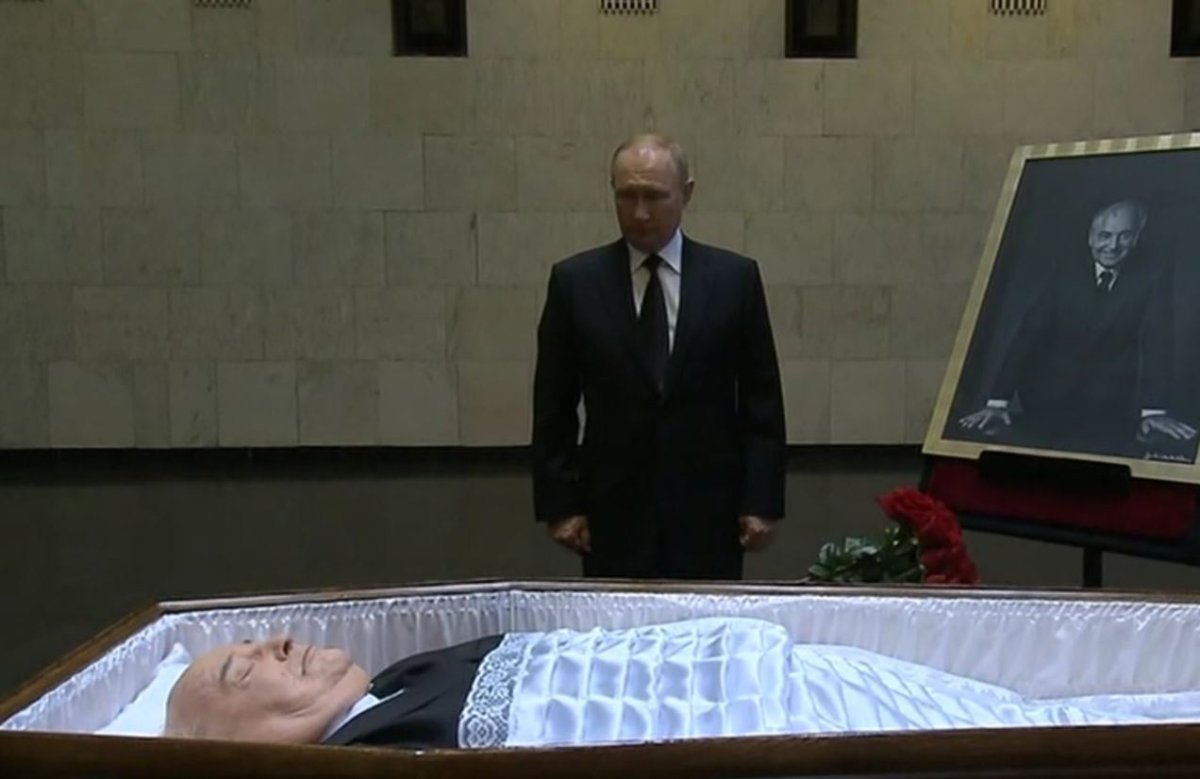 Vladimir Putin, Mihail Gorbaçov a veda etti #3