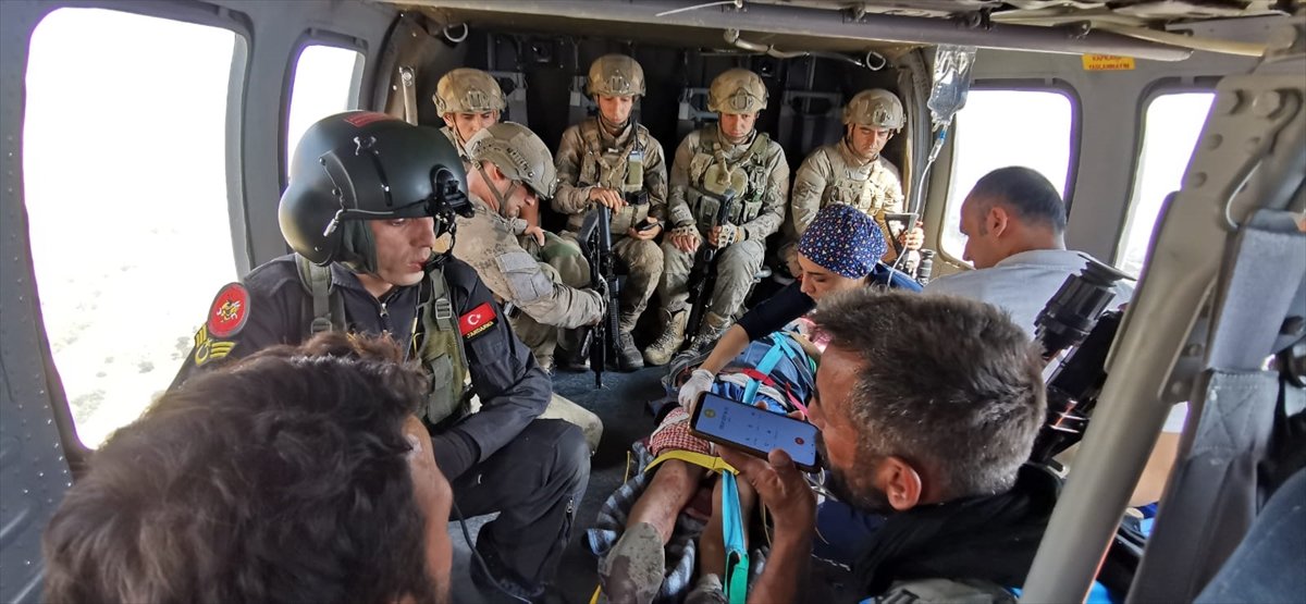 Siirt te domuzun saldırdığı çoban, helikopterle kurtarıldı #4