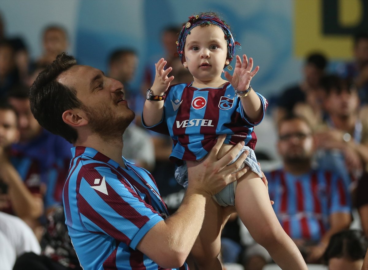 Trabzonspor, Ümraniyespor u tek golle mağlup etti #6