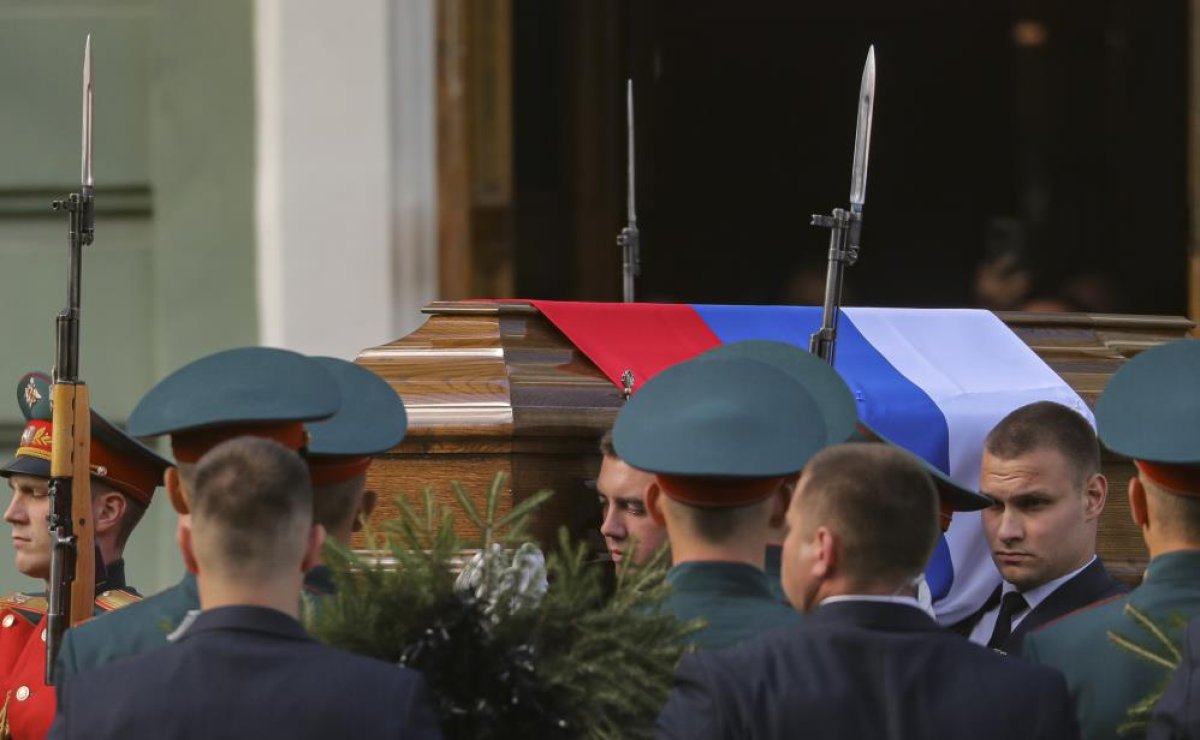 Mihail Gorbaçov son yolculuğuna uğurlandı #1