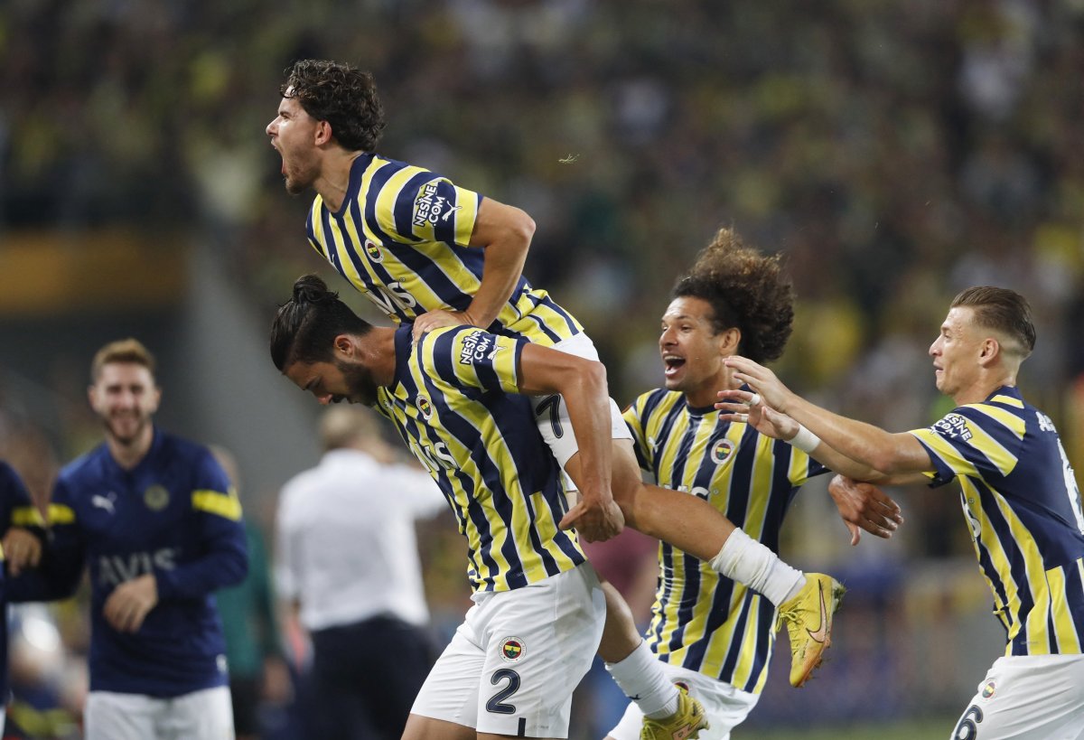 Fenerbahçe Dinamo Kiev i mağlup etti #4