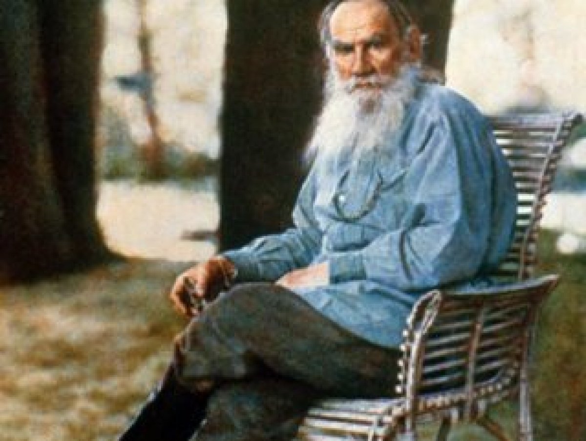 Tüm zamanların en iyi yazarları arasında gösterilen Tolstoy, 196 yaşında