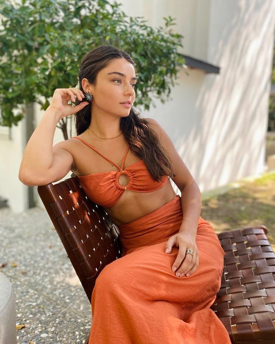 Ayça Ayşin Turan ile Melis Sezen pişti oldu #2