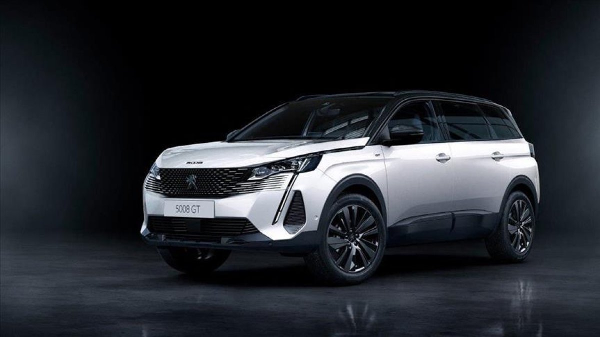 peugeot_5676.jpg