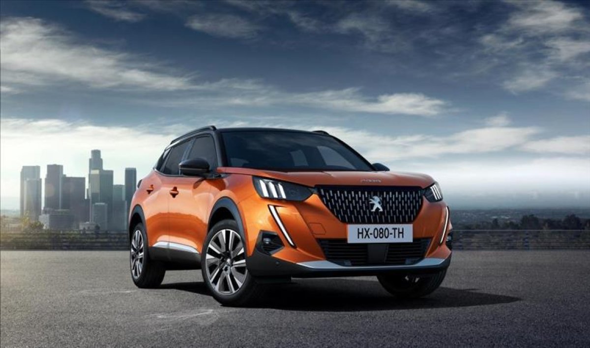 peugeot_8298.jpg