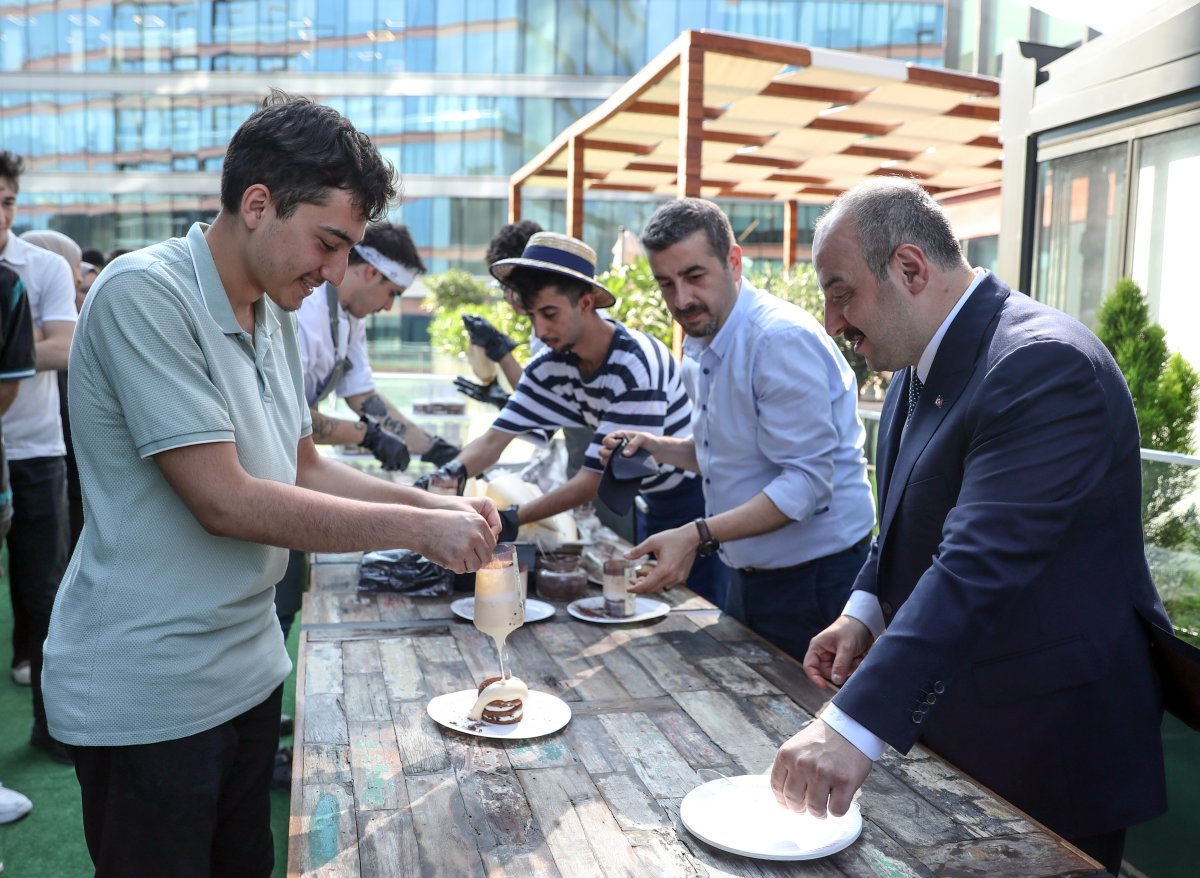 Mustafa Varank, 42 İstanbul yazılım okulunda gençlerle buluştu #5