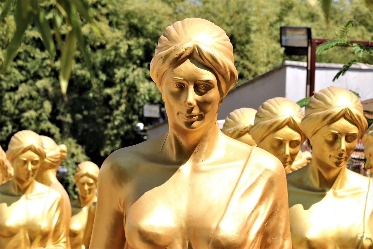 Antalya’da 59 Venüs heykeli dikime hazır #3