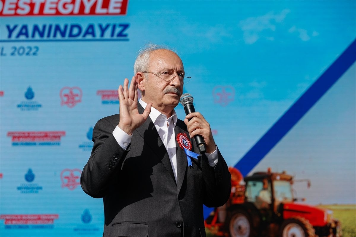 Kemal Kılıçdaroğlu Silivri de çiftçilere mazot dağıtım törenine katıldı #2