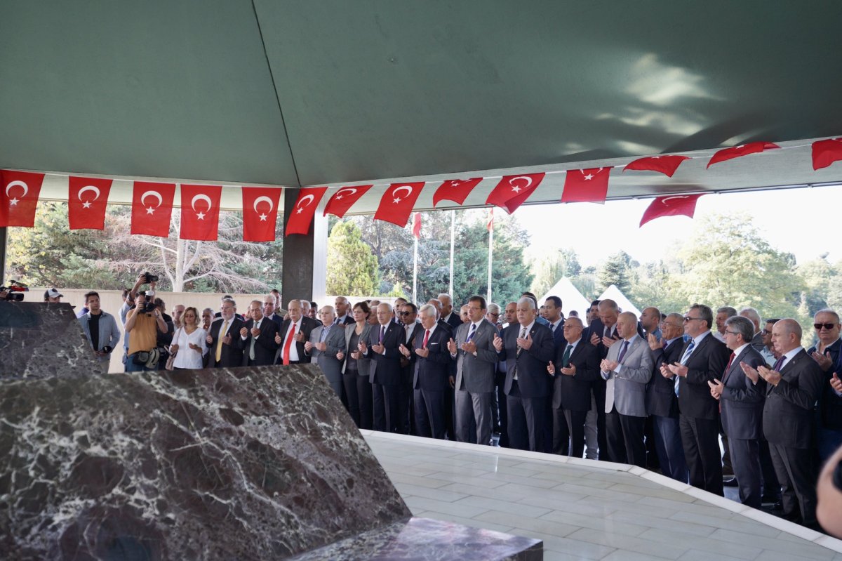 Kemal Kılıçdaroğlu ndan Adnan Menderes ve Turgut Özal ın mezarlarına ziyaret #1