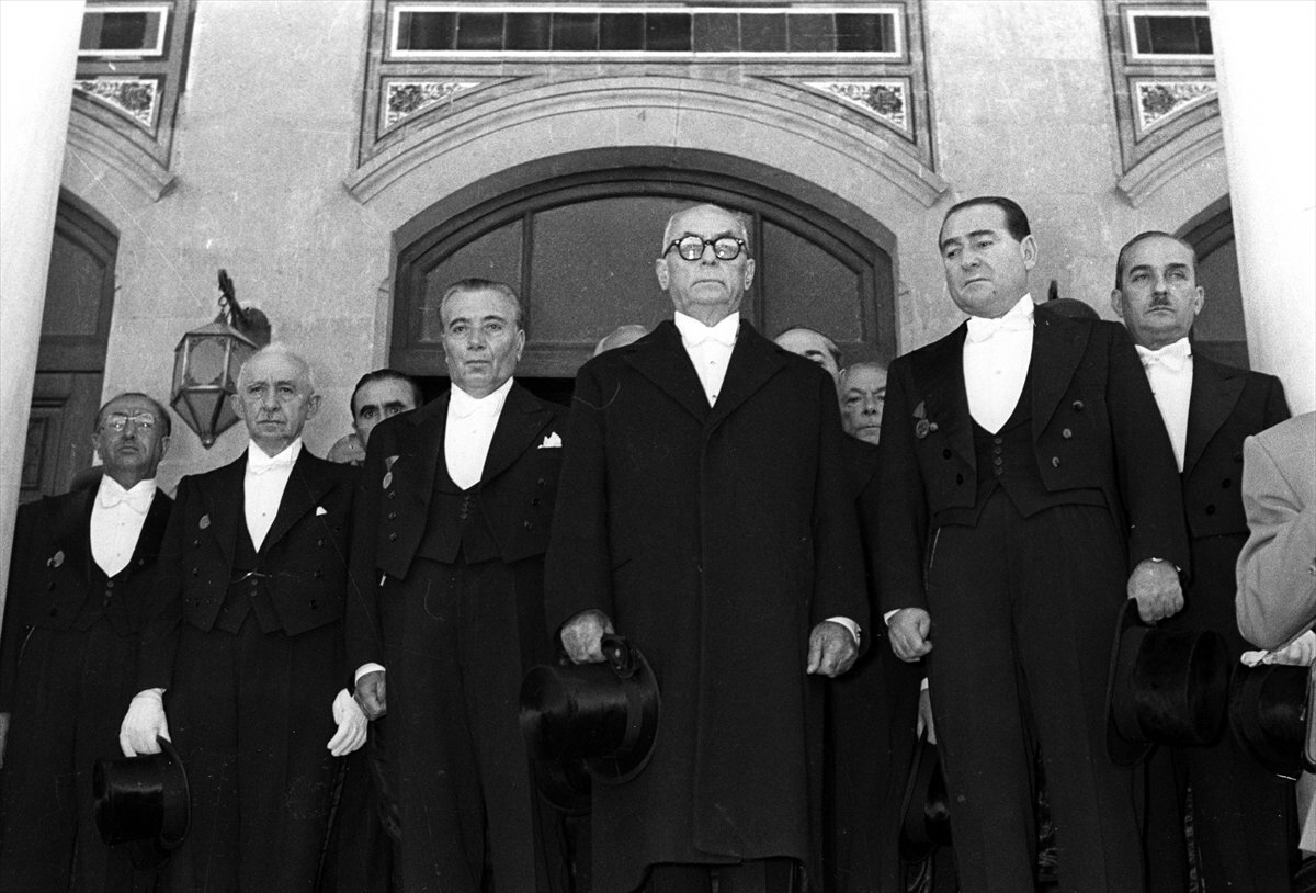 Adnan Menderes ve arkadaşlarının idamının üzerinden 61 yıl geçti #4