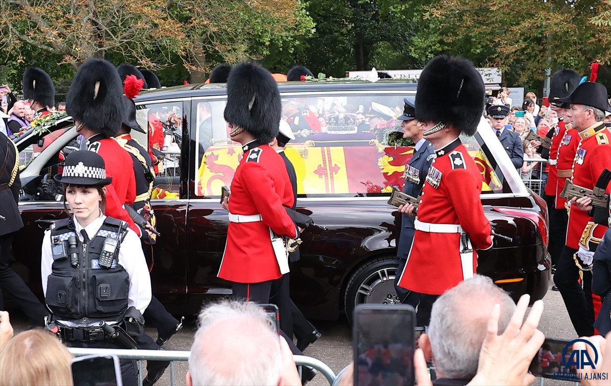 Kraliçe 2. Elizabeth için resmi cenaze töreni düzenlendi #7