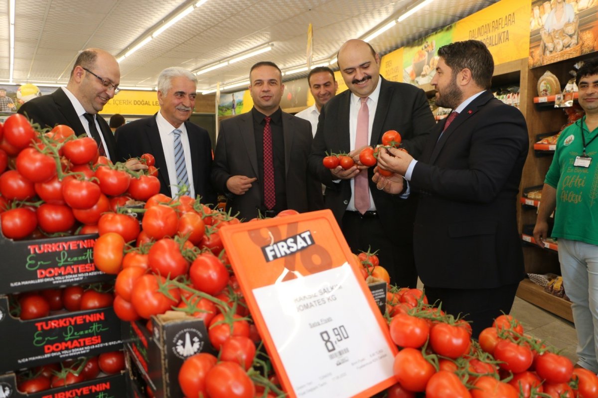 Erzurum iddialı: Türkiye’nin en ucuz salkım domatesi Aziziye’de #3