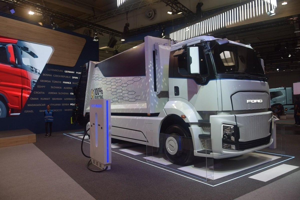 Ford Otosan, yüzde 100 elektrikli kamyonunu tanıttı