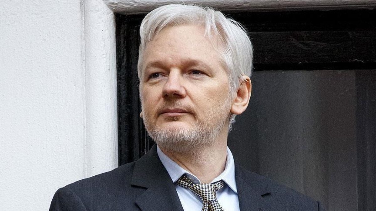 İsveç te WikiLeaks in kurucusu Assange ın ABD ye iade edilmemesi için protesto düzenlendi #3