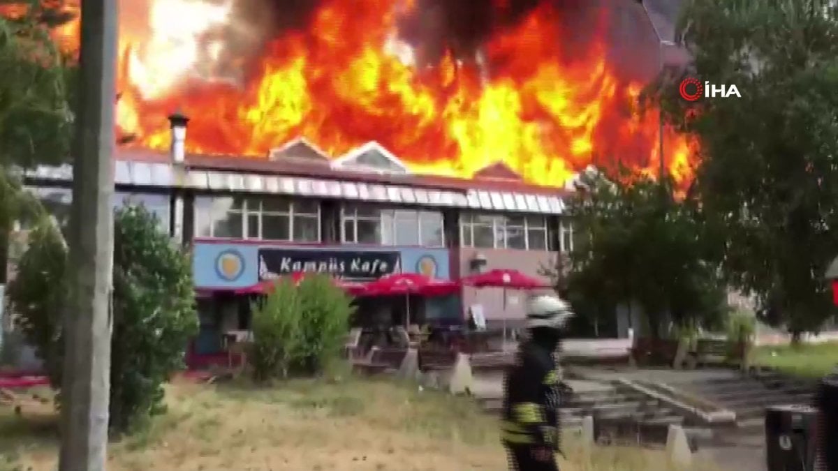 Erzurum Atatürk Üniversitesi nde yangın paniği #6