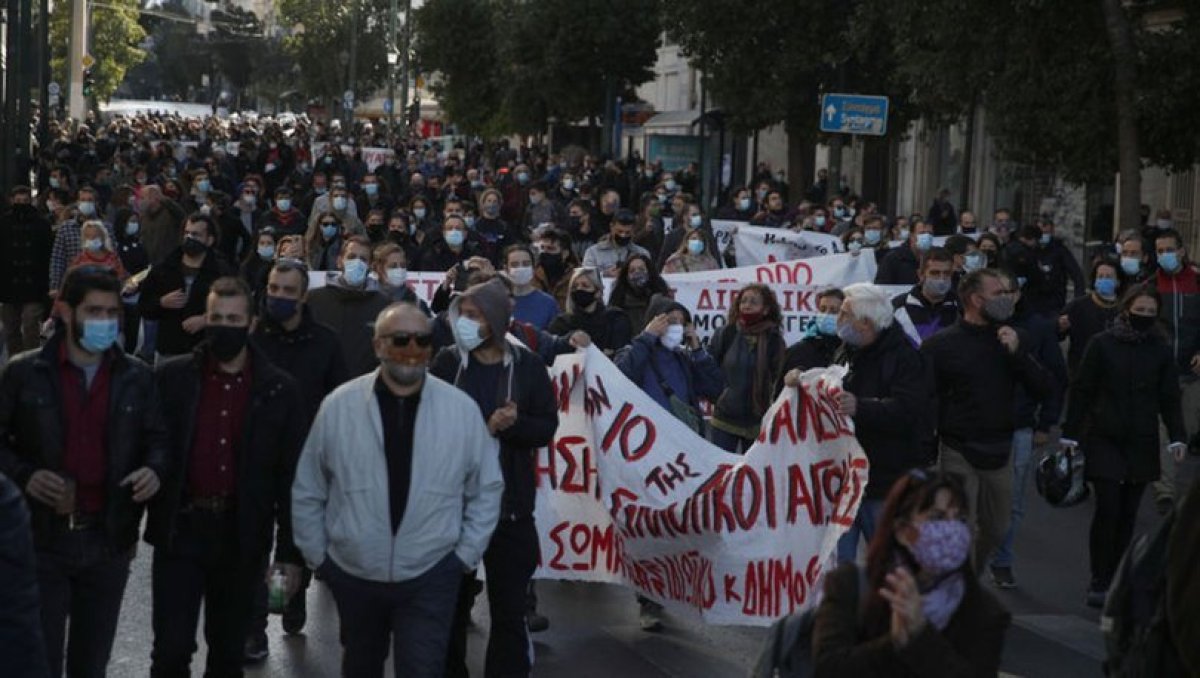 Atina da toplu ulaşım çalışanlarından 24 saatlik grev #4