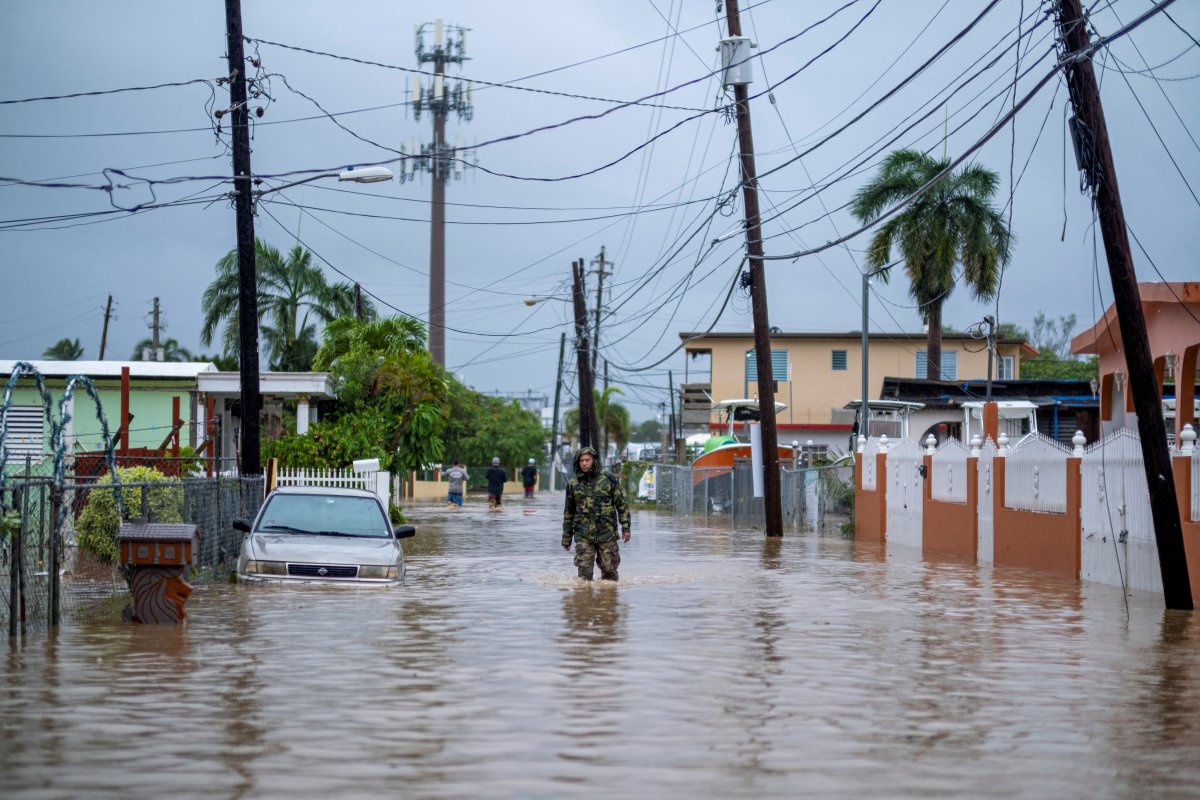 ABD ye ilerleyen Fiona Kasırgası için kategori 4 uyarısı #2