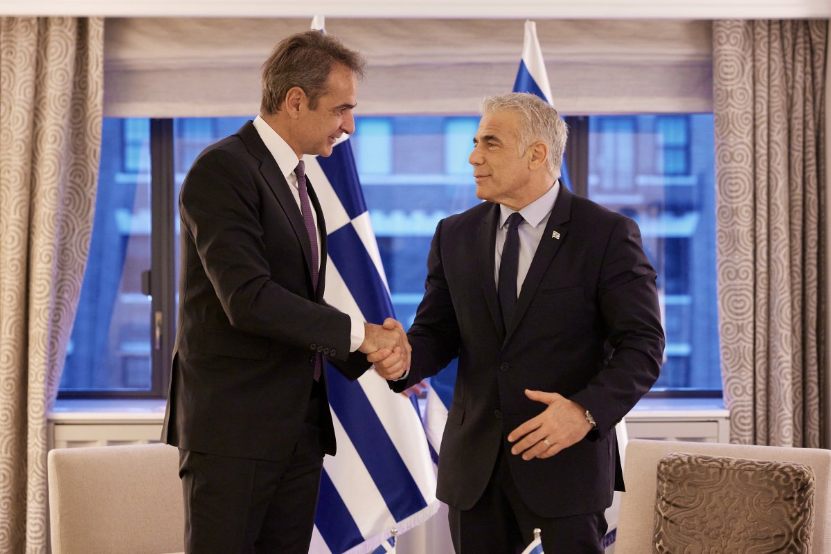 Kiryakos Mitsotakis complained about Turkey in his meeting with Yair Lapid #1