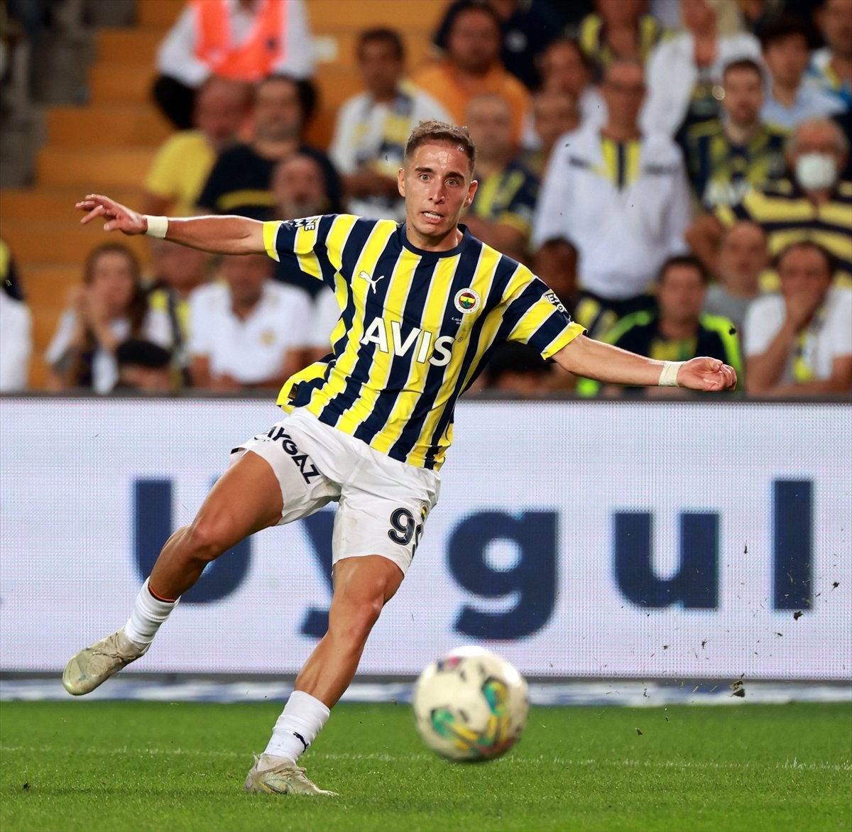 Fenerbahçe de Emre Mor antrenmana katılmadı #1