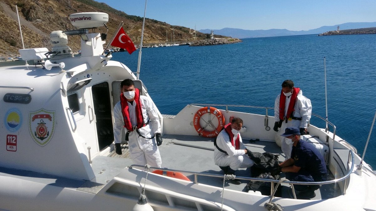 Ayvacık'ta göçmen teknesi battı: 4 ü çocuk, 6 ölü #3