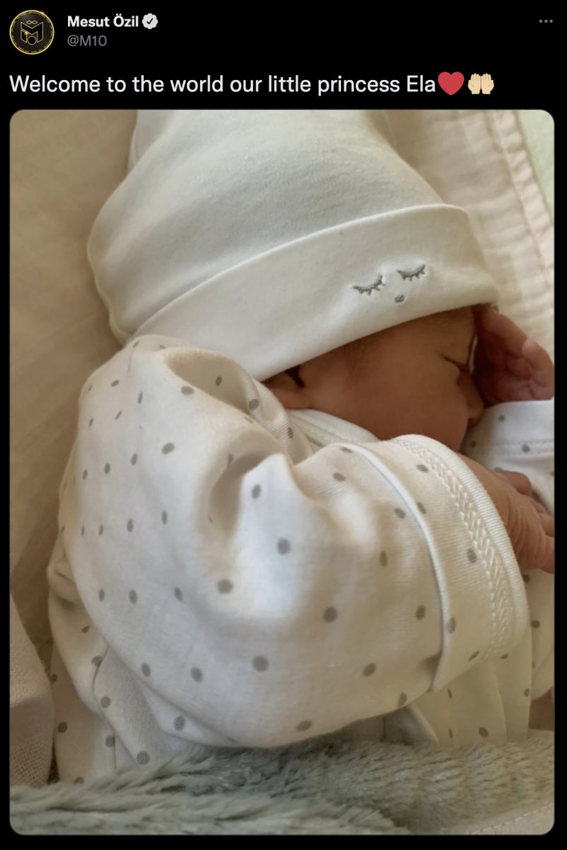 Mesut Özil ve Amine Gülşe nin ikinci bebeği dünyaya geldi #1
