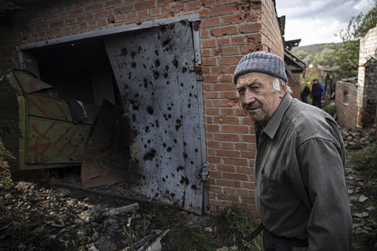 Savaş nedeniyle Ukrayna daki bir köy harabeye döndü #3