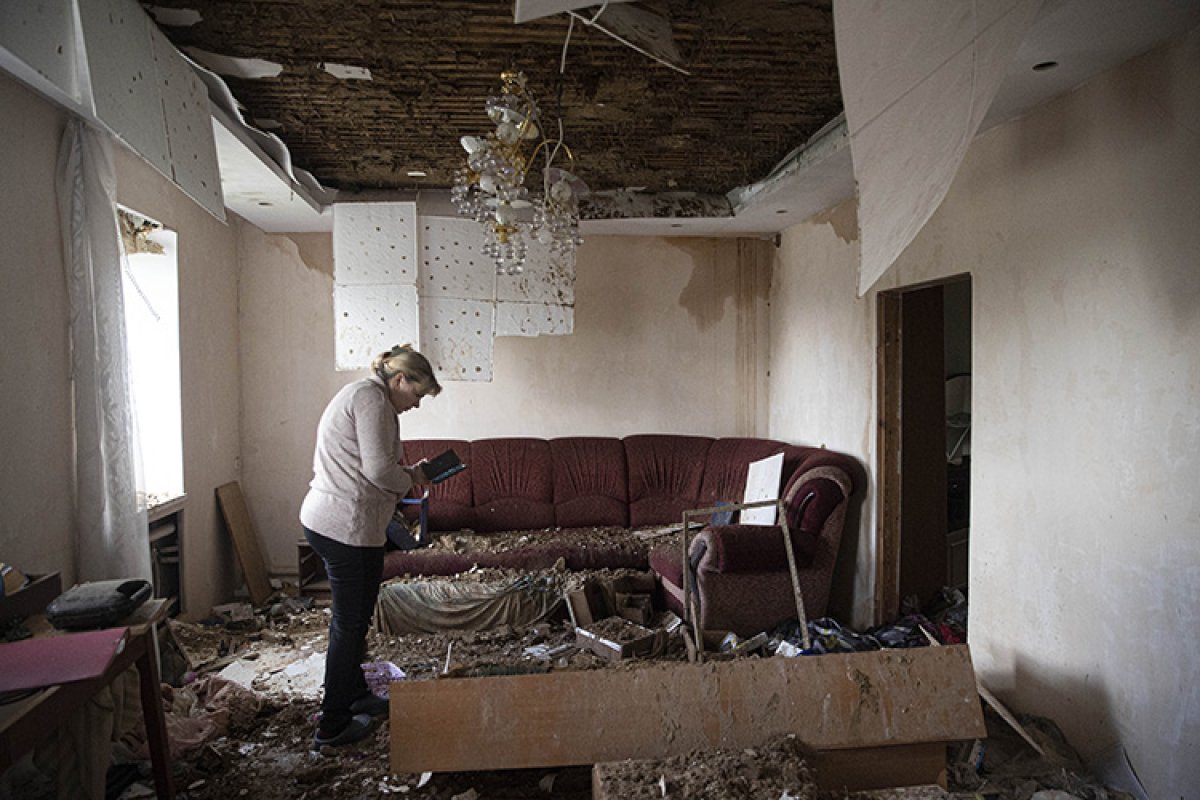 Savaş nedeniyle Ukrayna daki bir köy harabeye döndü #5