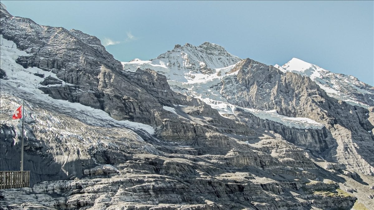 Switzerland to spend 3 billion francs against melting glaciers #4
