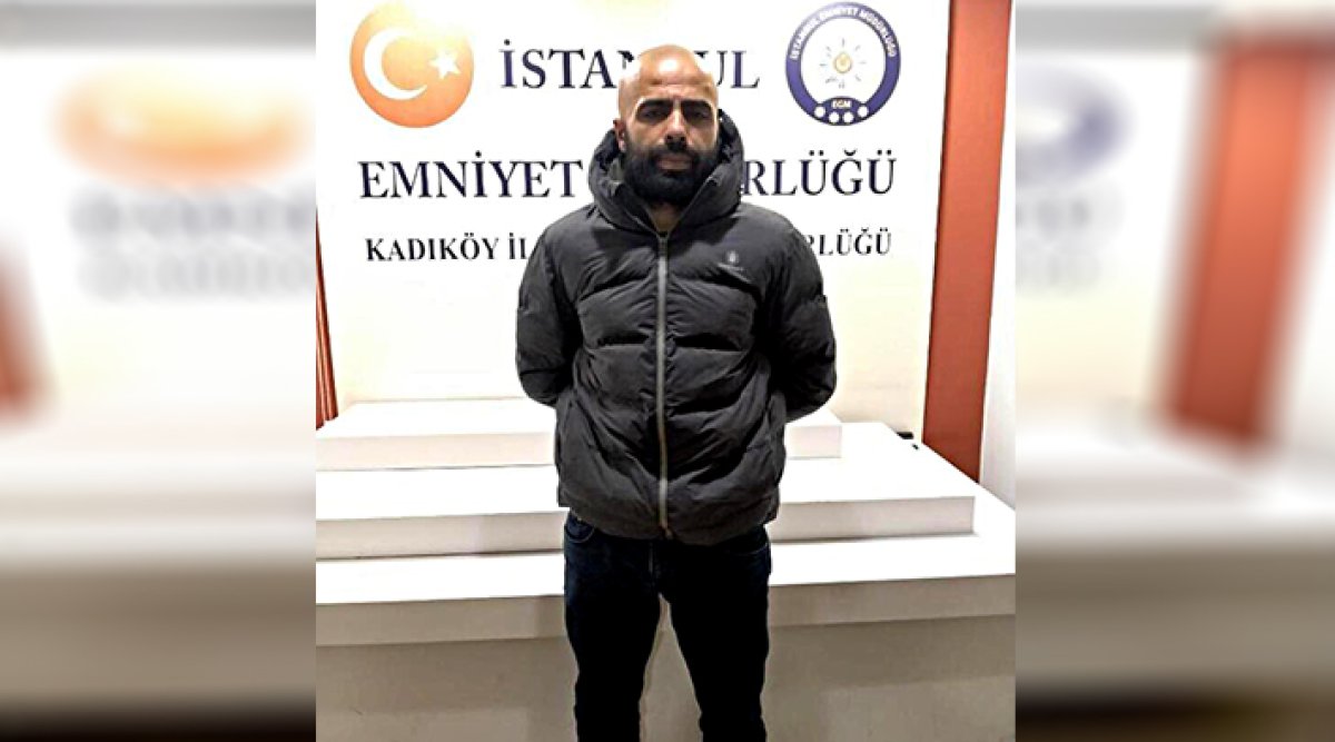 Kadıköy de metrodaki bıçaklı saldırgana 18 yıl 3 aya kadar hapis istemi #6