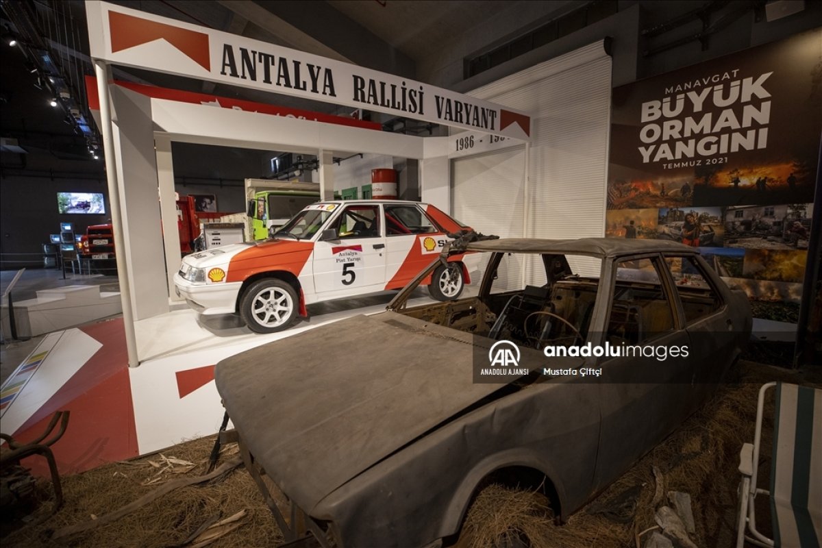 Antalya Araba Müzesi, ziyaretçilerini zamanda yolculuğa çıkarıyor #11
