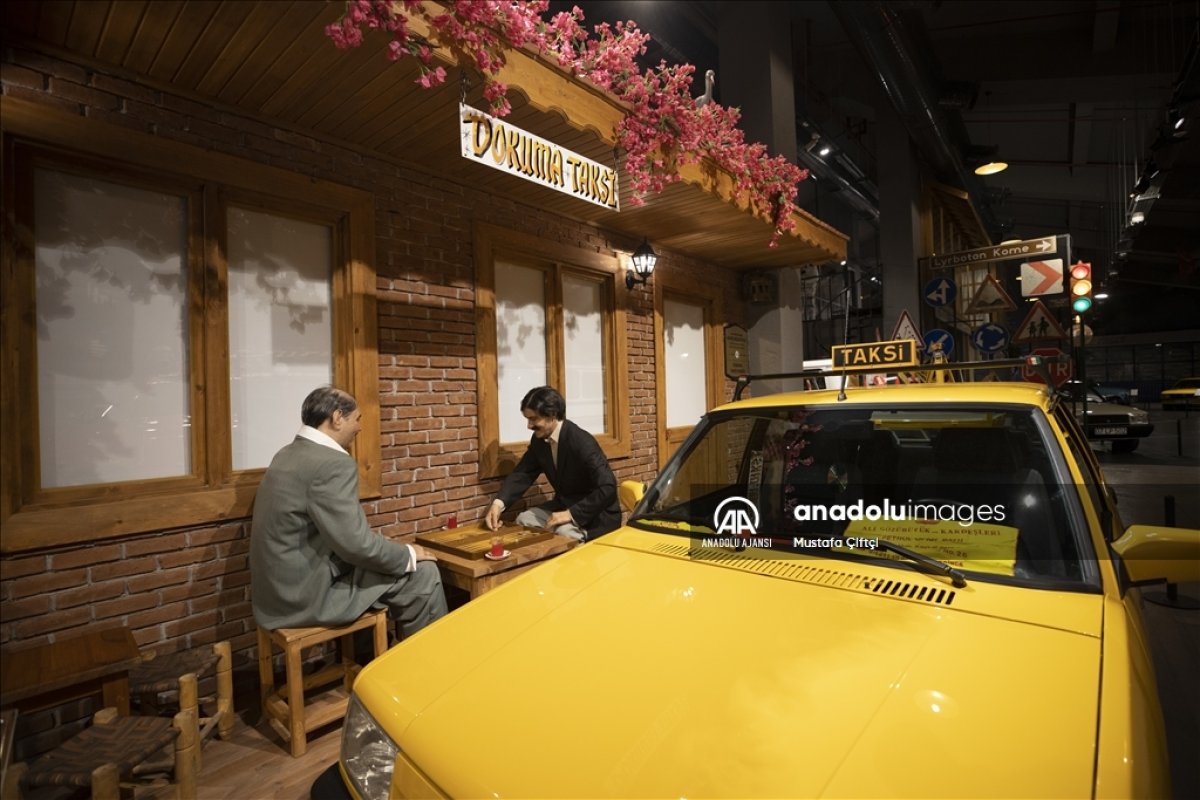 Antalya Araba Müzesi, ziyaretçilerini zamanda yolculuğa çıkarıyor #9